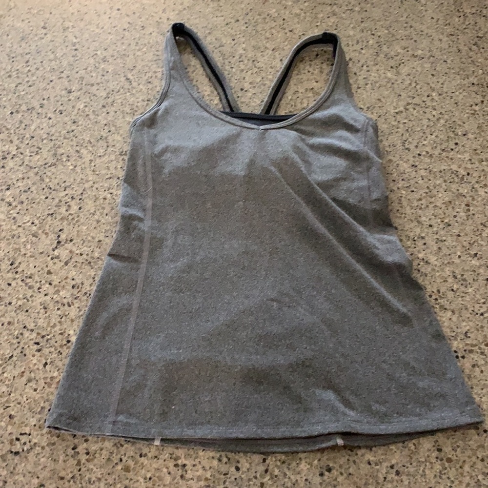LUCY Grey athletic tank top